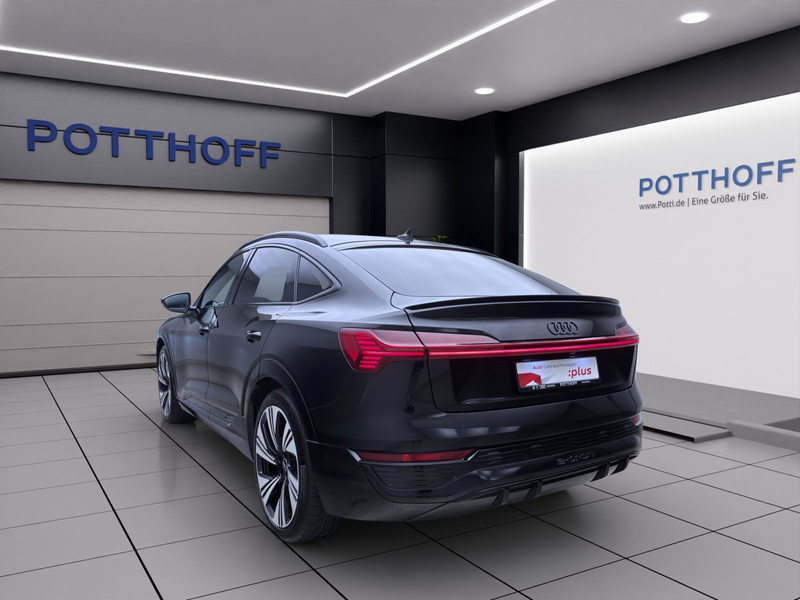 Audi Q8 Sportback 55 e-tron Q S LINE PANO NAVI+ B&O L — photo 3
