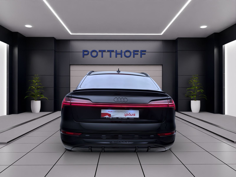 Audi Q8 Sportback 55 e-tron Q S LINE PANO NAVI+ B&O L — photo 4