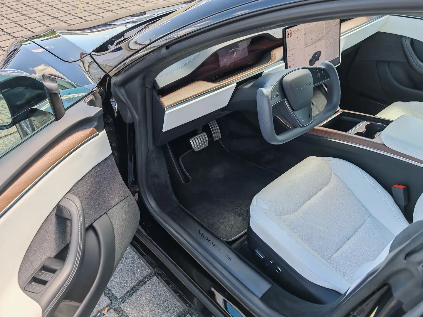 Tesla Model S / Enhanced AP/ erw. Garantie/ Weiss/ Yoke Чёрный - 2