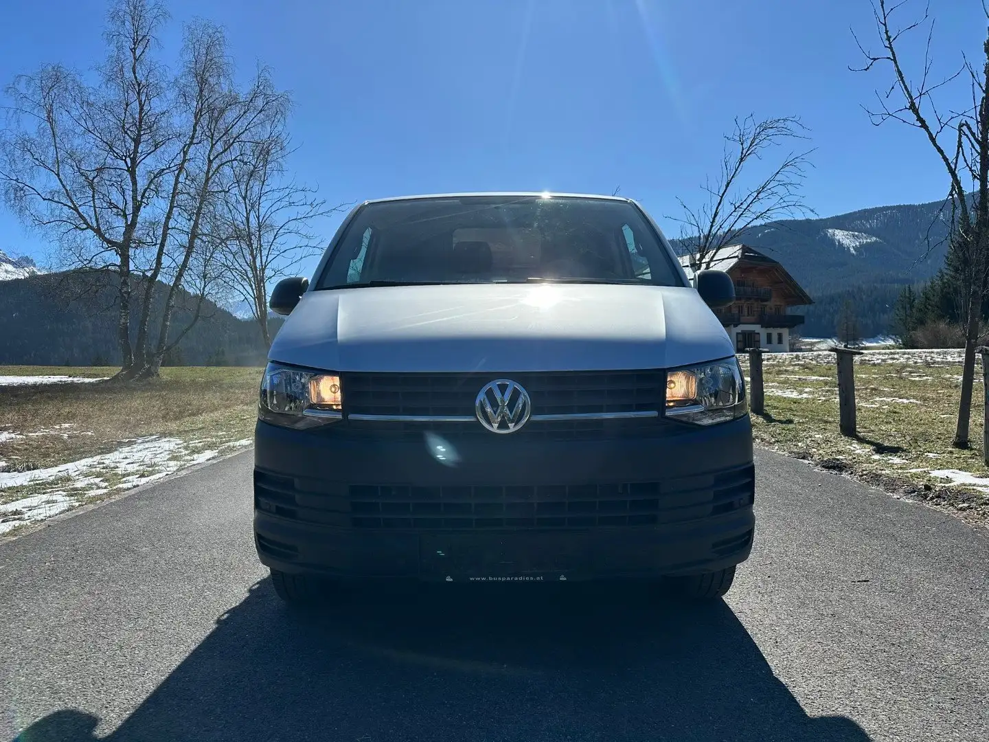Volkswagen T6 Transporter 2,0 Tdi - Mwst ausweisbar - PDC - Klima - 1. Hand Zilver - 2