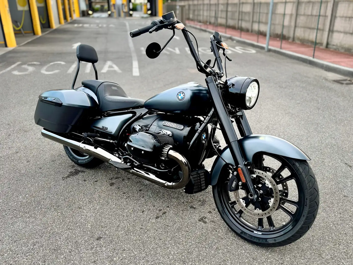 BMW R 18 Roctane Grigio - 1
