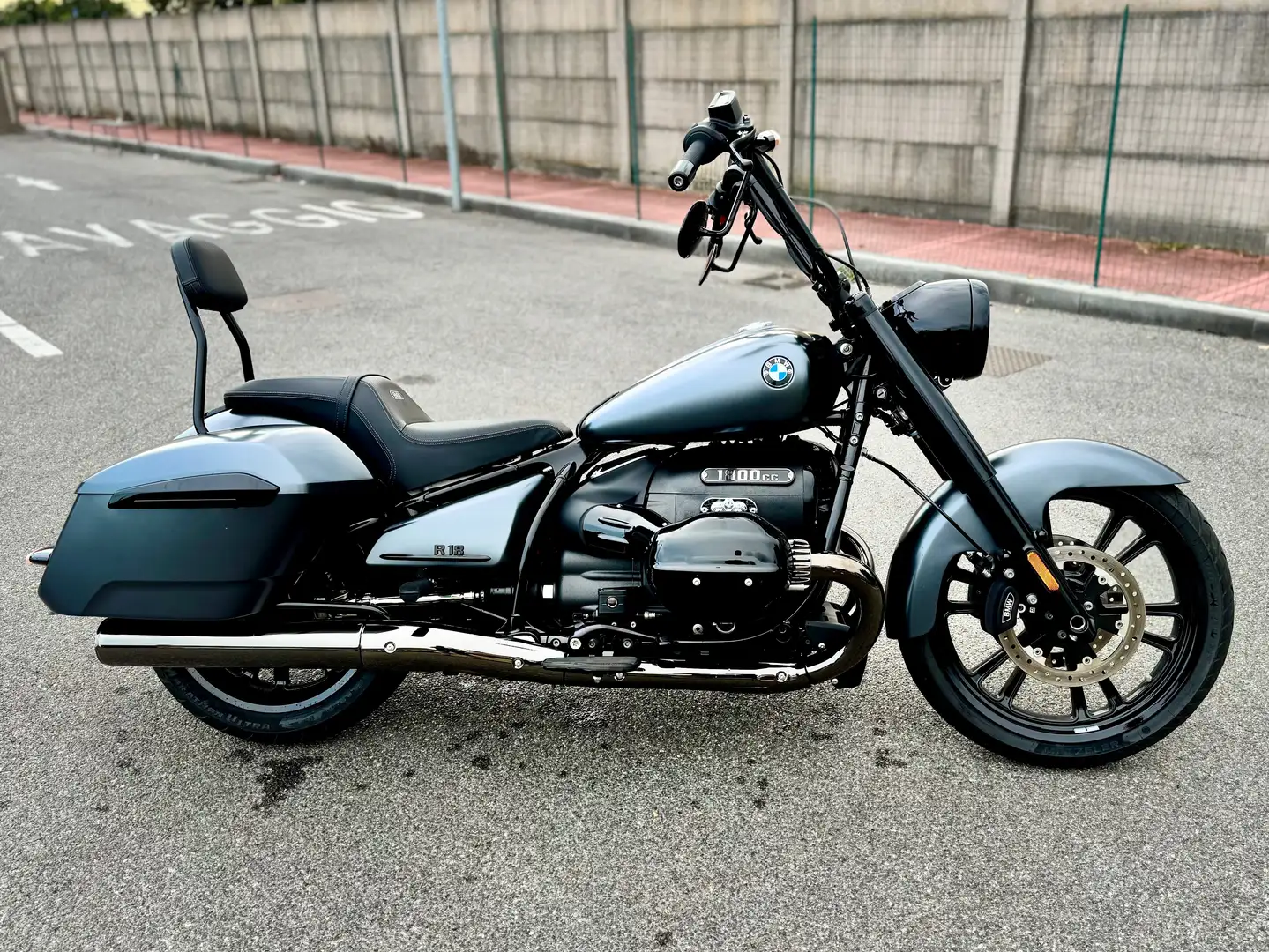 BMW R 18 Roctane Grigio - 2