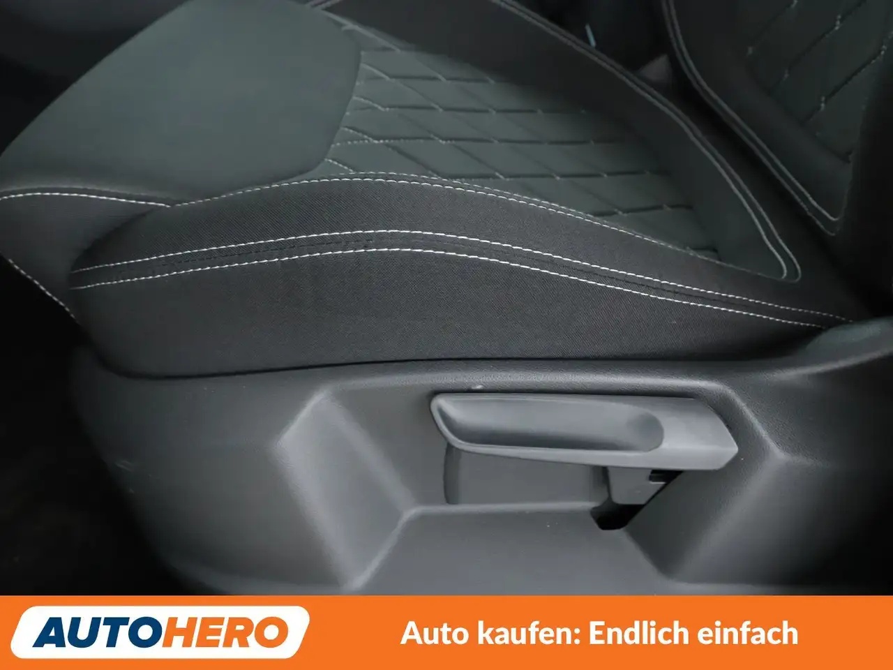 Skoda Karoq 1.5 TSI ACT SportLine Aut.*MATRIX*ACC*CAM*PDC*SHZ*, миниатюра 27