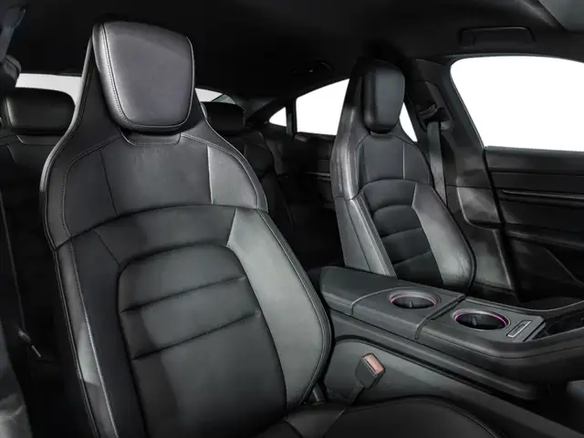 Porsche Taycan view 7