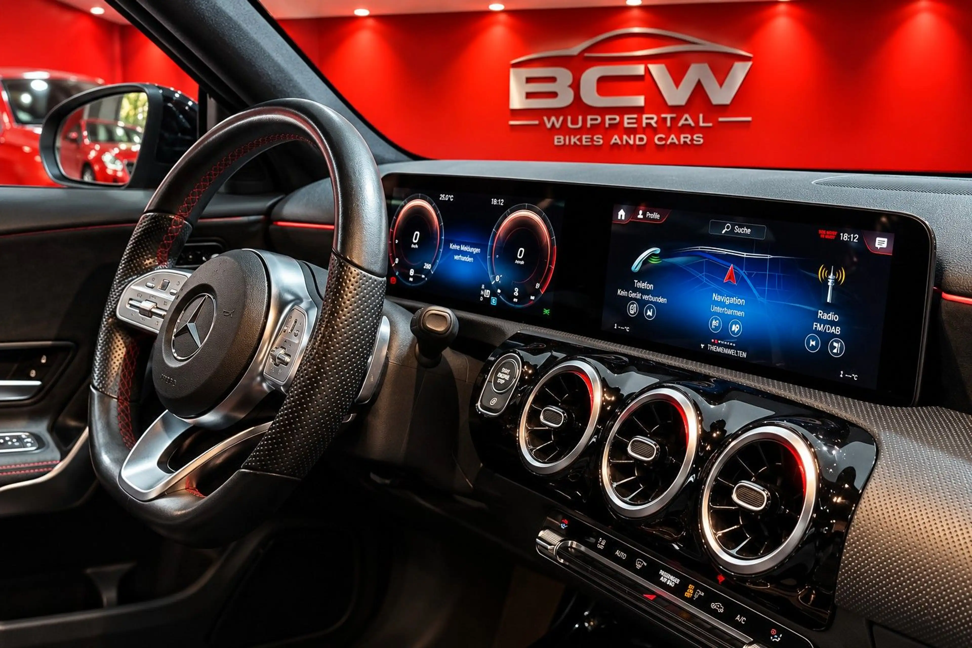 Mercedes-Benz A 200 A Limousine AMG LINE LED NIGHT PAKET ACC — photo 9