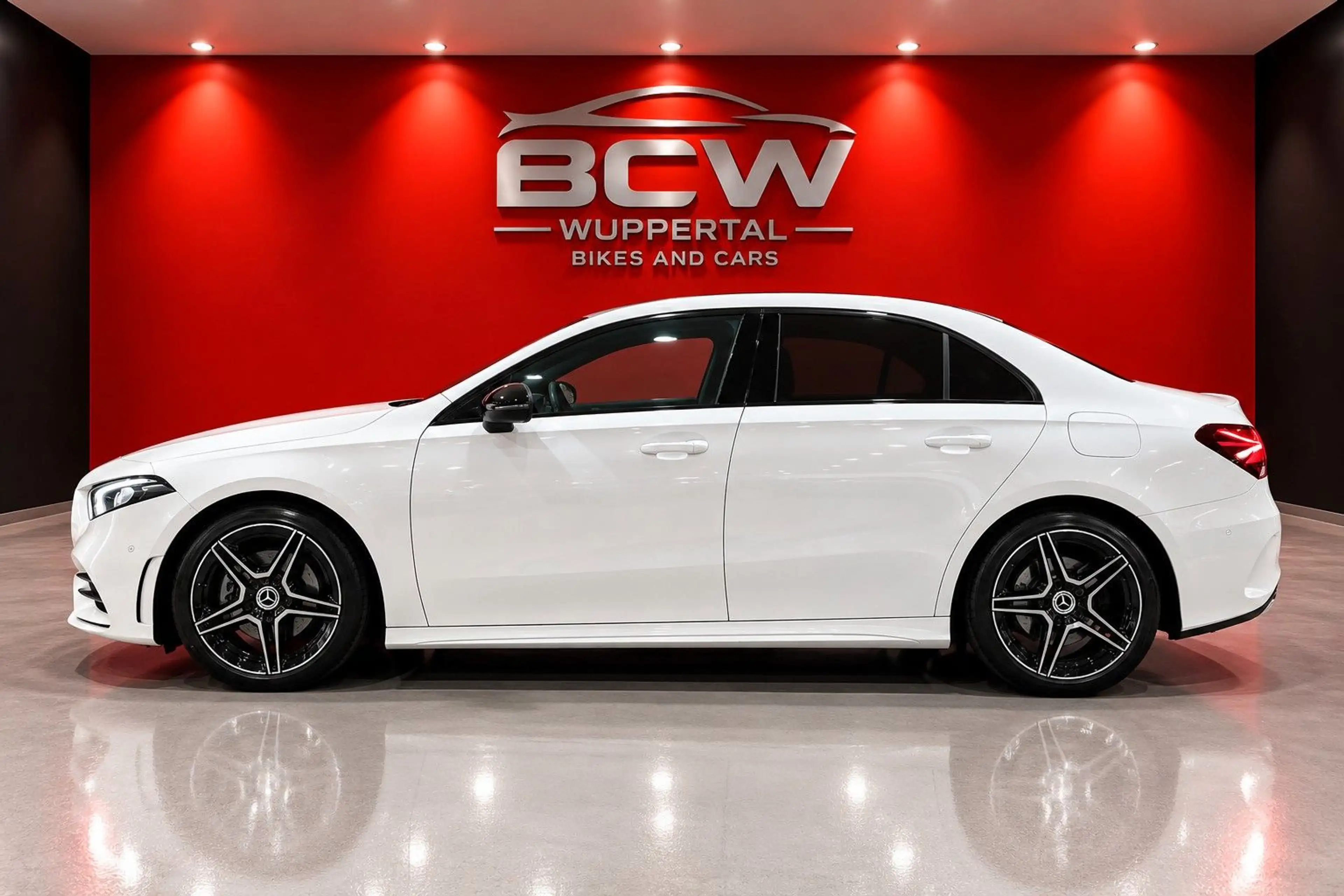 Mercedes-Benz A 200 A Limousine AMG LINE LED NIGHT PAKET ACC — photo 4