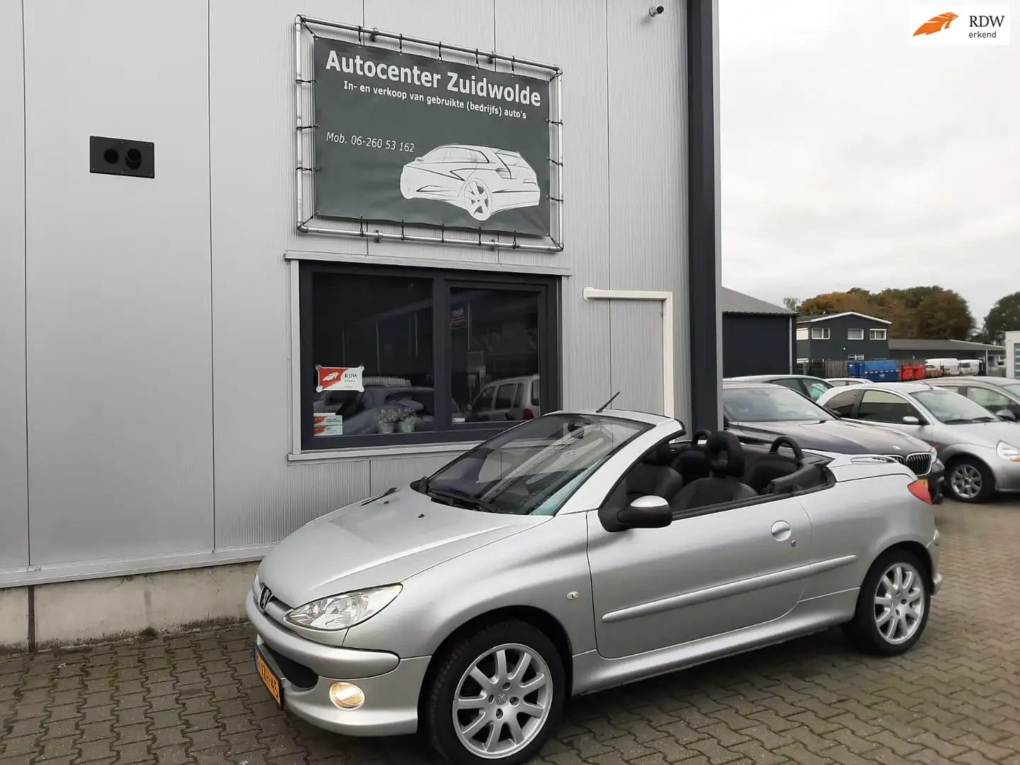 Peugeot 206 CC 1.6-16V Grau - 1