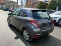 Toyota Yaris NEOPATENTATI 1.4 d-4d Lounge TELECAMERA/UNICOPRPR. Grau - thumbnail 4