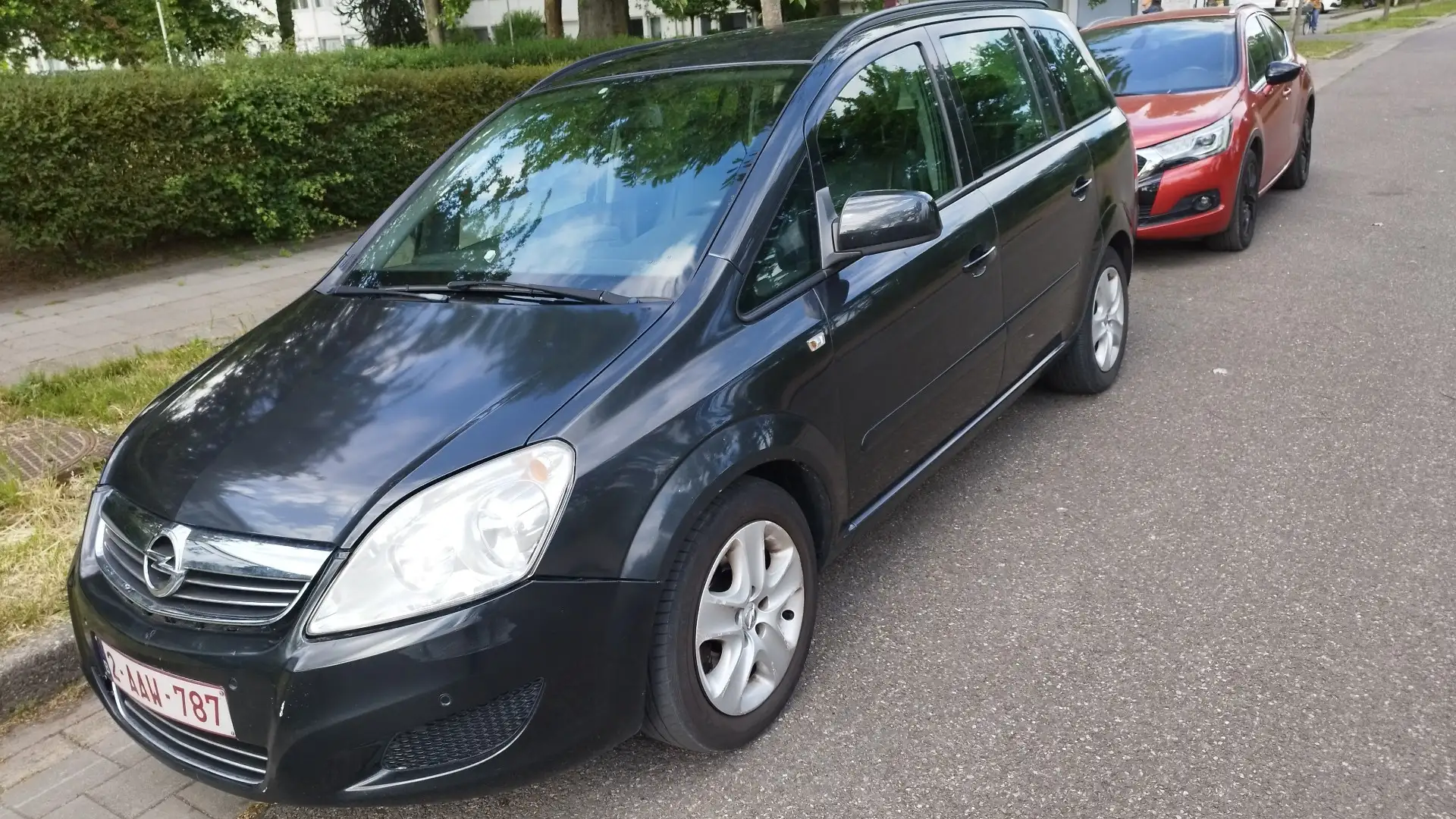 Opel Zafira 2.0 DTI - 100 Elégance A - 1