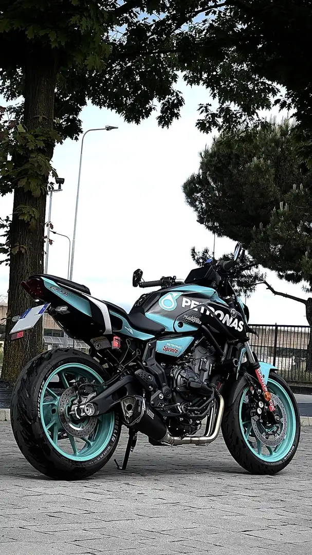 Ostatní Mt07 Petronas Modrá - 1