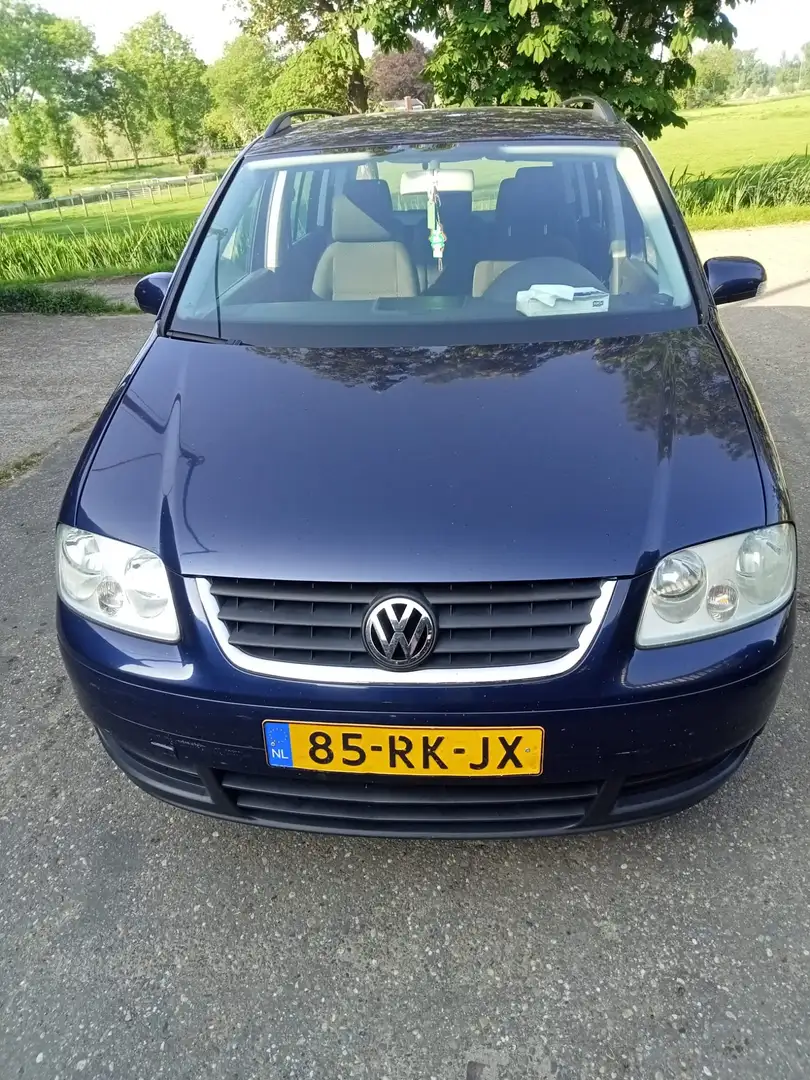 Volkswagen Touran Touran 1.6 Business Blue - 1