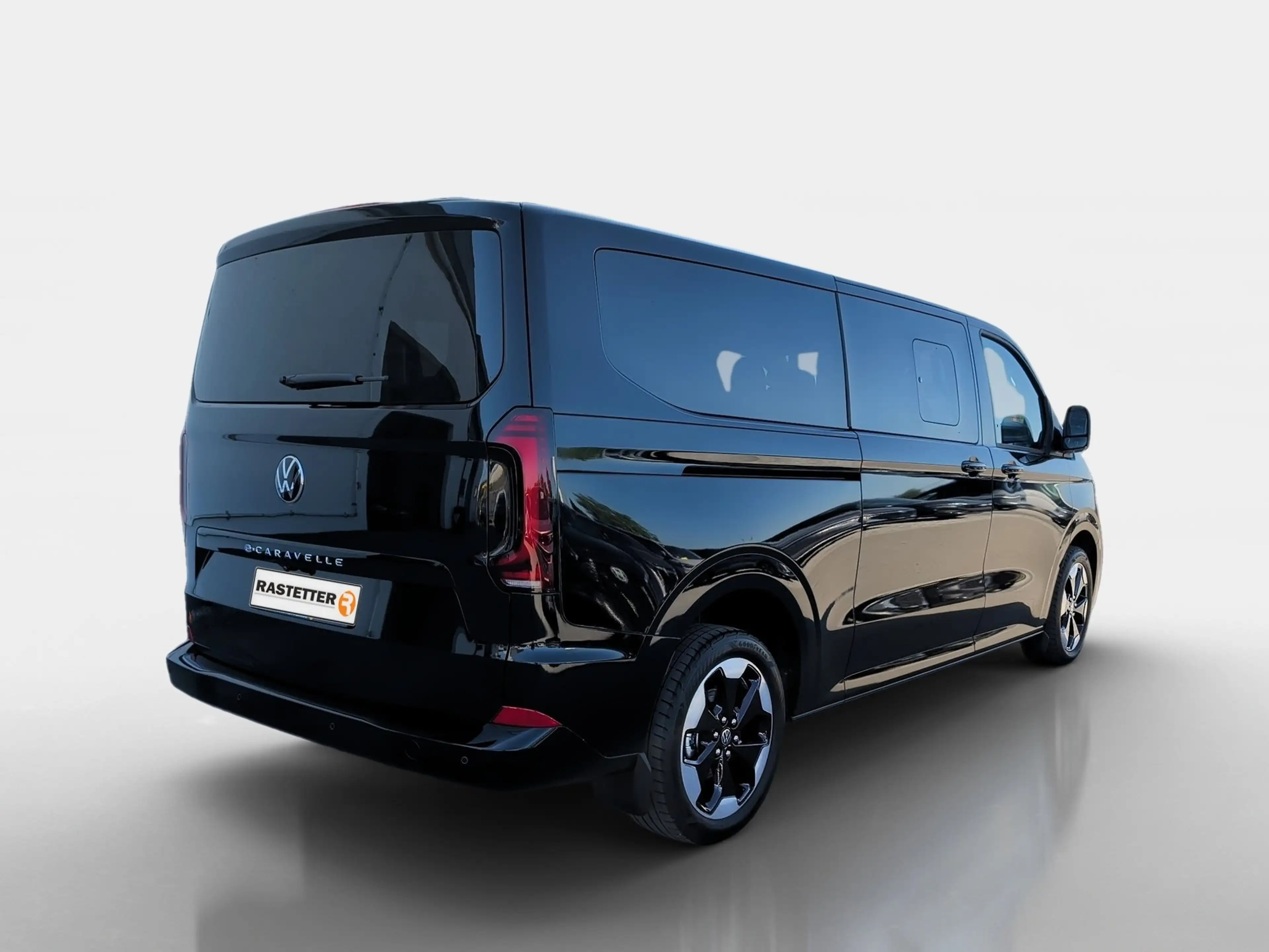 Volkswagen T7 Caravelle T7 e-Caravelle Style 8Sitze+AHK+Leder+19Z+Harman+N — photo 6