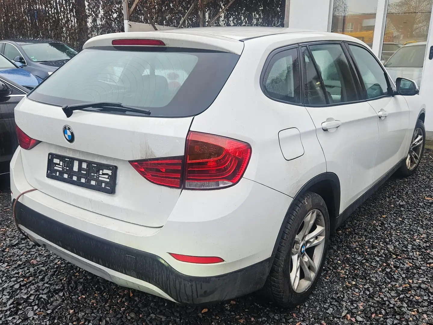 BMW X1 X1 Diesel sDrive18d Blanc - 2