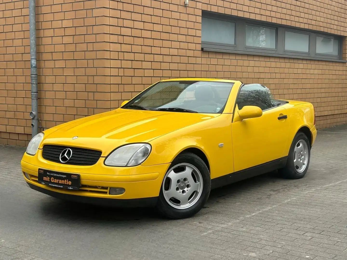 Mercedes-Benz SLK 200 /ALUFELGEN/GEPFLEGT/2.HAND/SHZ/ Gelb - 1