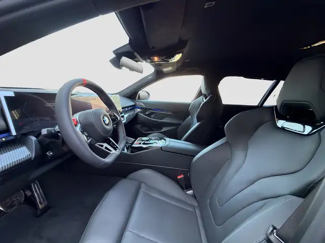 BMW M5 Touring Ansicht 9