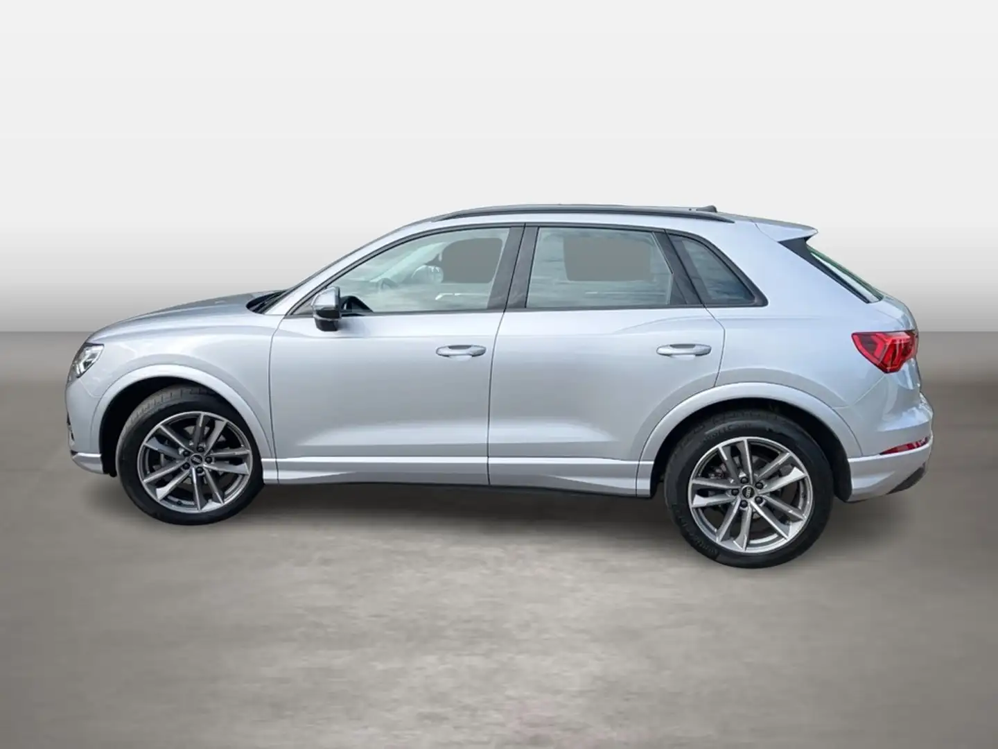 Audi Q3 Advanced 35TFSI S-Tronic Navi AHK LED Zilver - 2