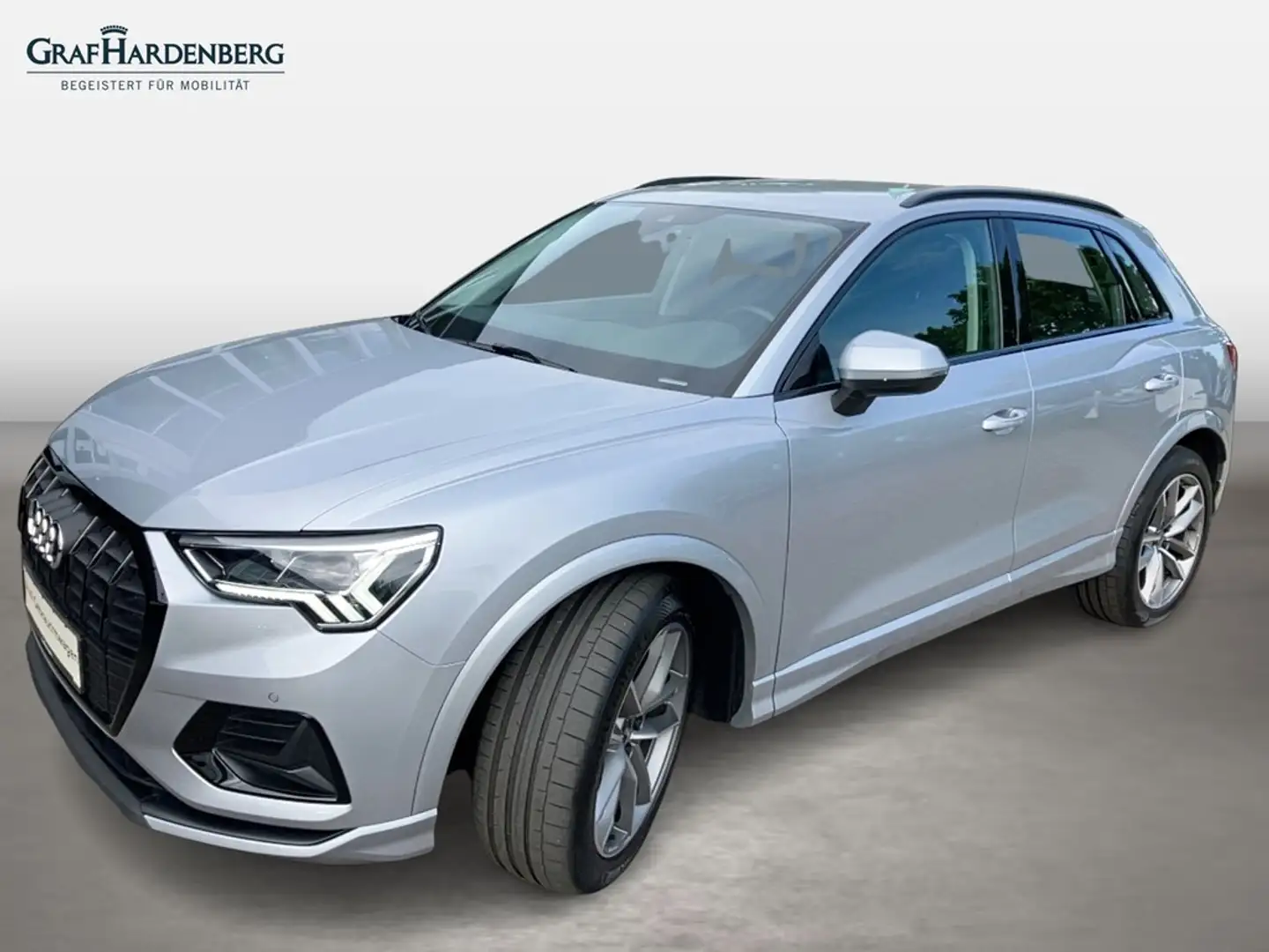 Audi Q3 Advanced 35TFSI S-Tronic Navi AHK LED Zilver - 1
