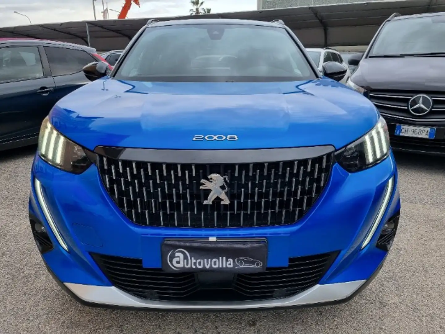 Peugeot 2008 BlueHDi 100 S&S GT Line Blu/Azzurro - 2