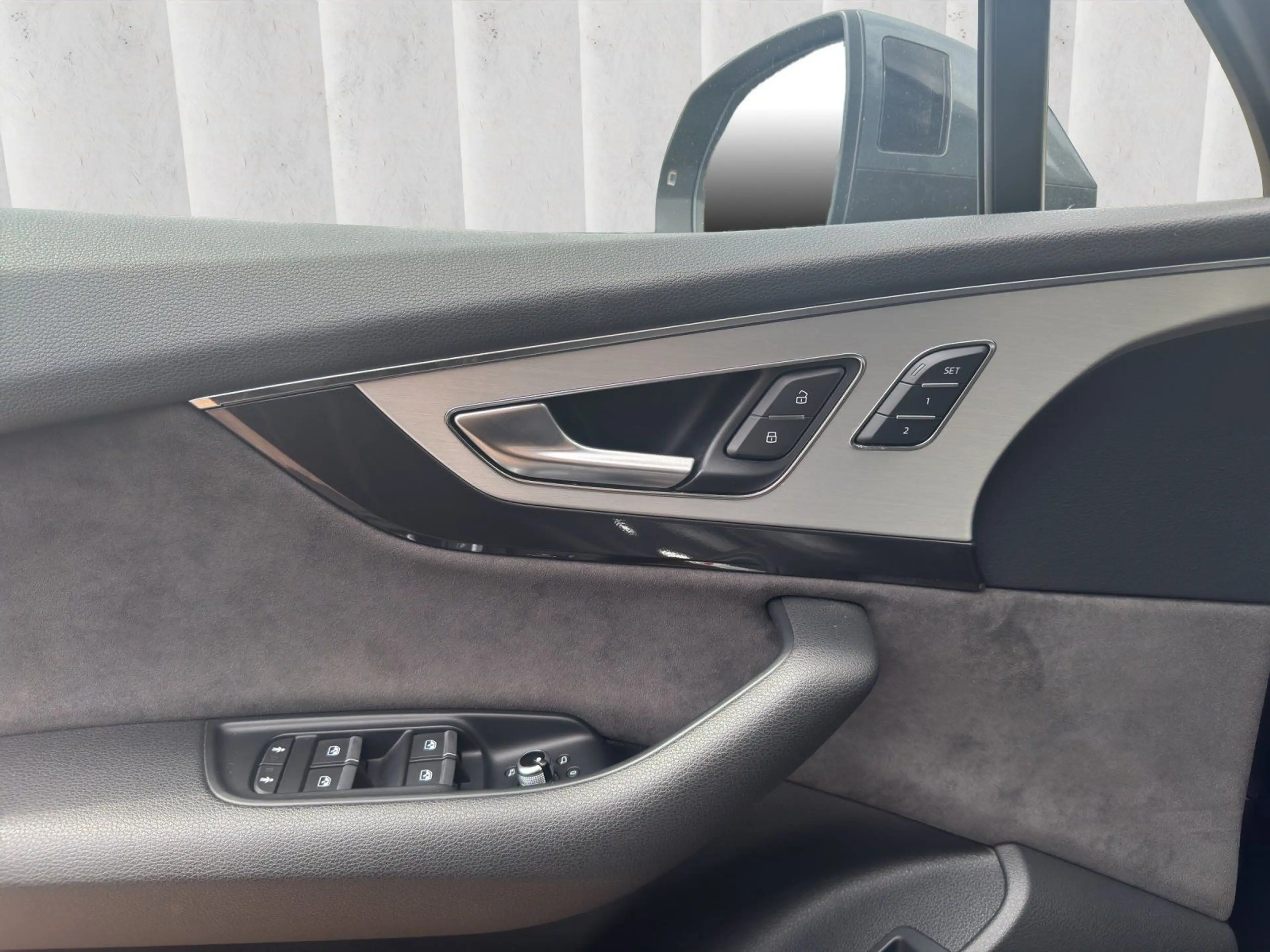 Audi Q7 3.0 TDI quattro S-Line Sportpaket Plus 7-Sitz — photo 12