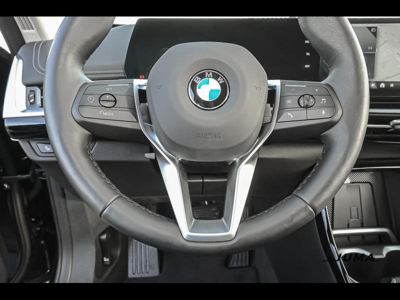 BMW X1 sDrive20i - xLine — photo 9