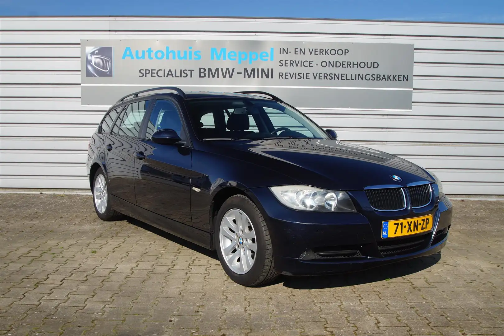 BMW 318 318d touring Trekhaak | Navigatie | Cruise control Bleu - 1