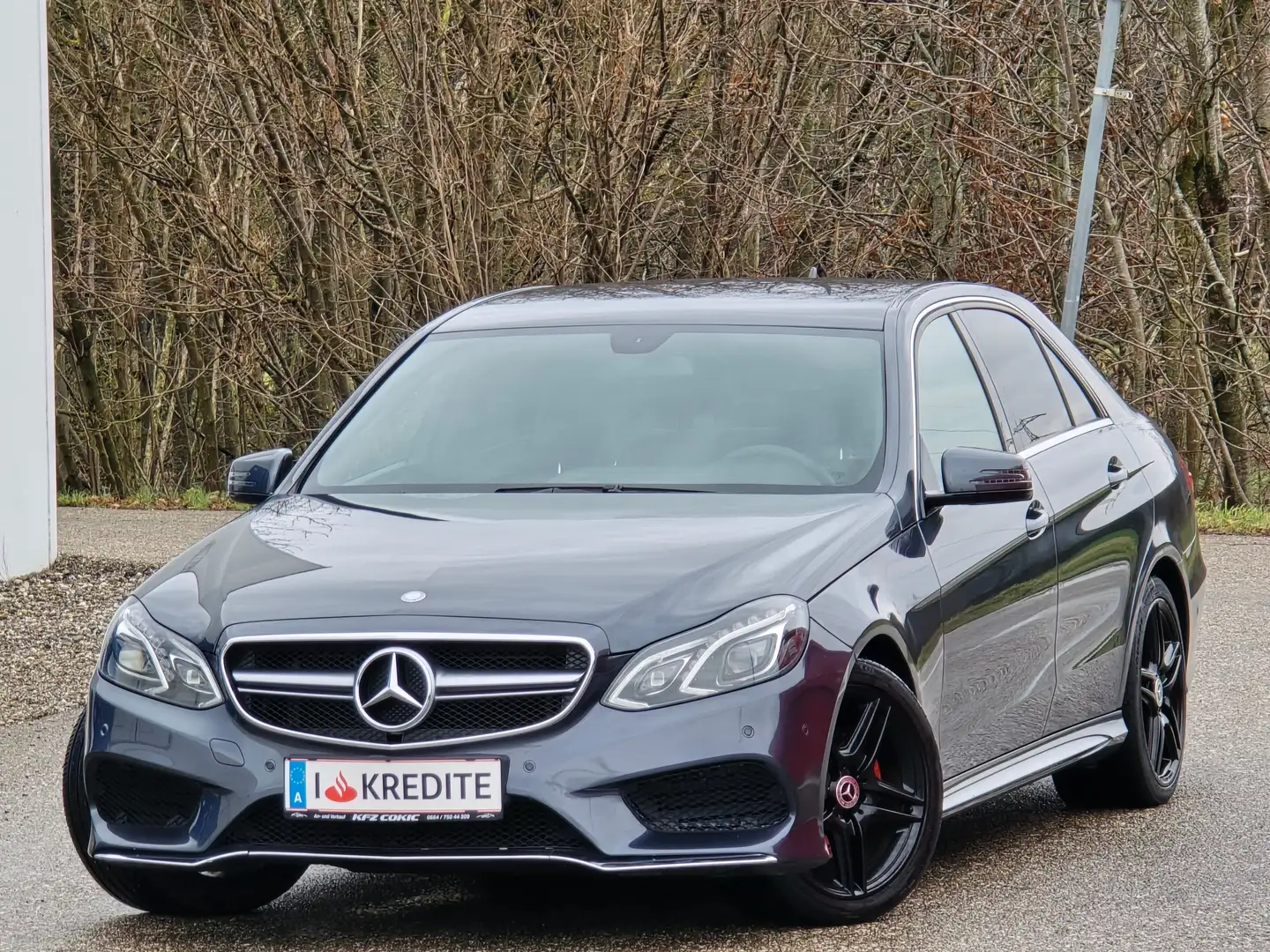 Mercedes-Benz E 300 BlueTec Hybrid Top* Kredit* Automatik* Navi* Grau - 1
