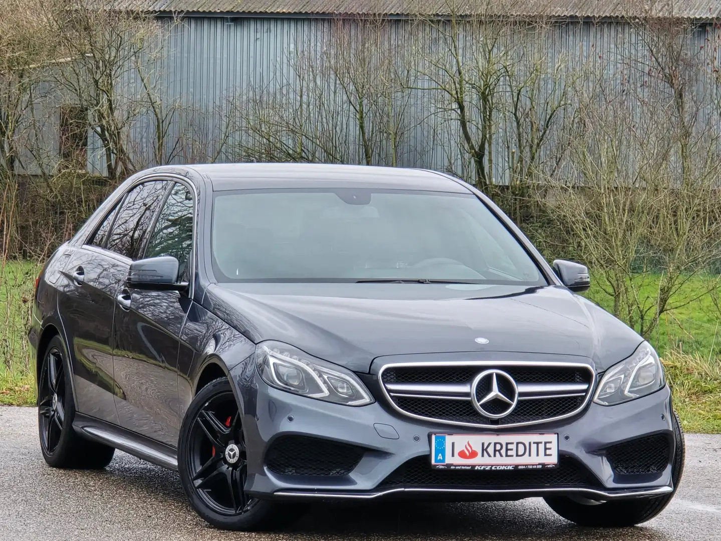 Mercedes-Benz E 300 BlueTec Hybrid Top* Kredit* Automatik* Navi* Grau - 2