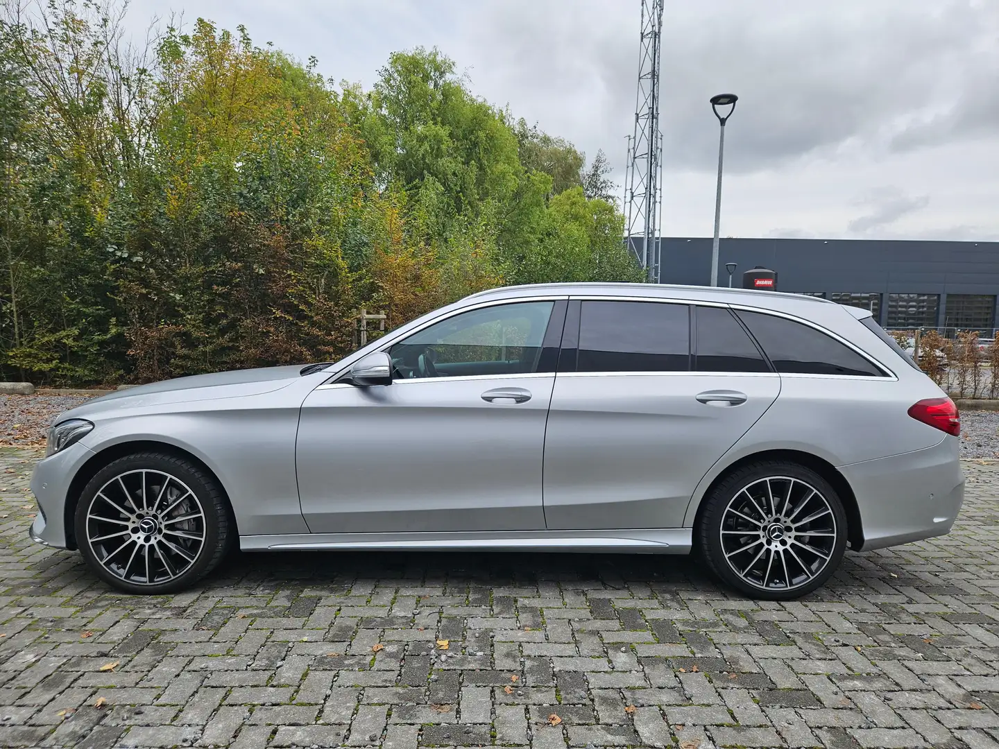 Mercedes-Benz C 250 d (BlueTEC) 4Matic T 7G-TRONIC AMG Line / 19" Full Zilver - 2