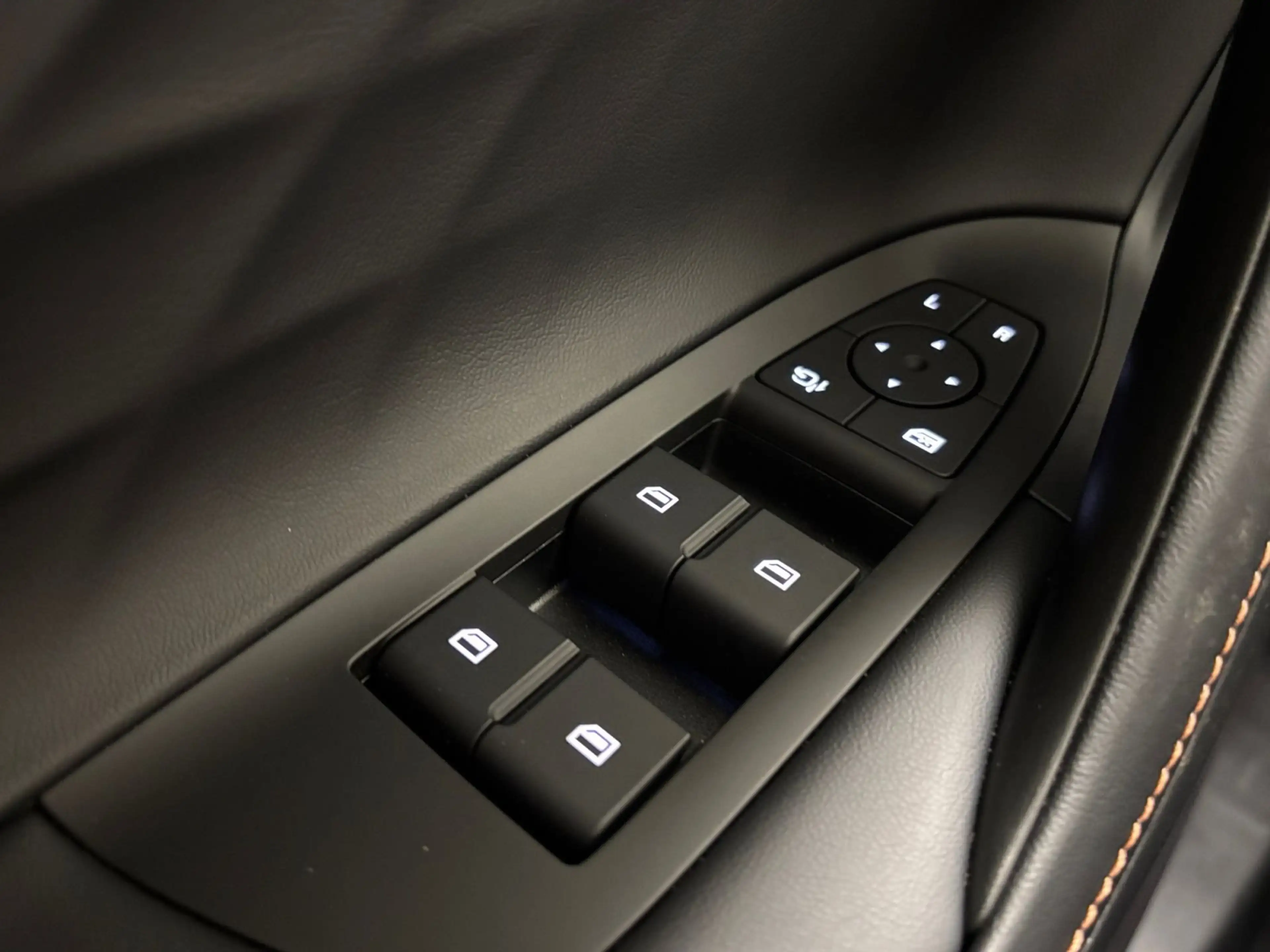 MG HS 1.5 i Automaat Hybrid Luxury — photo 14