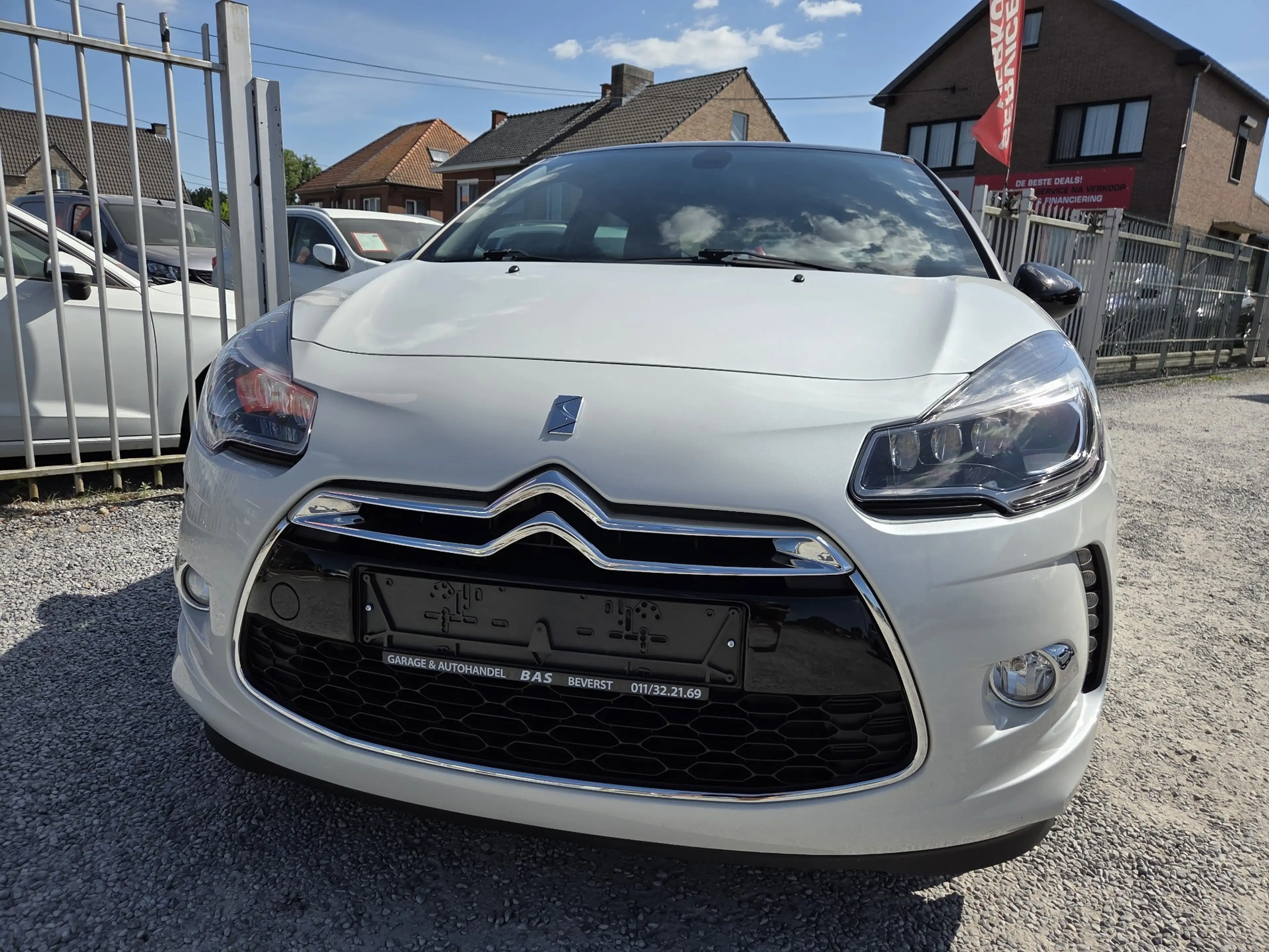 Citroen DS3 1.2i☆1jOMNIUMGARANTIE☆PARELMOER WIT☆CRUISE!☆PARKS — photo 2