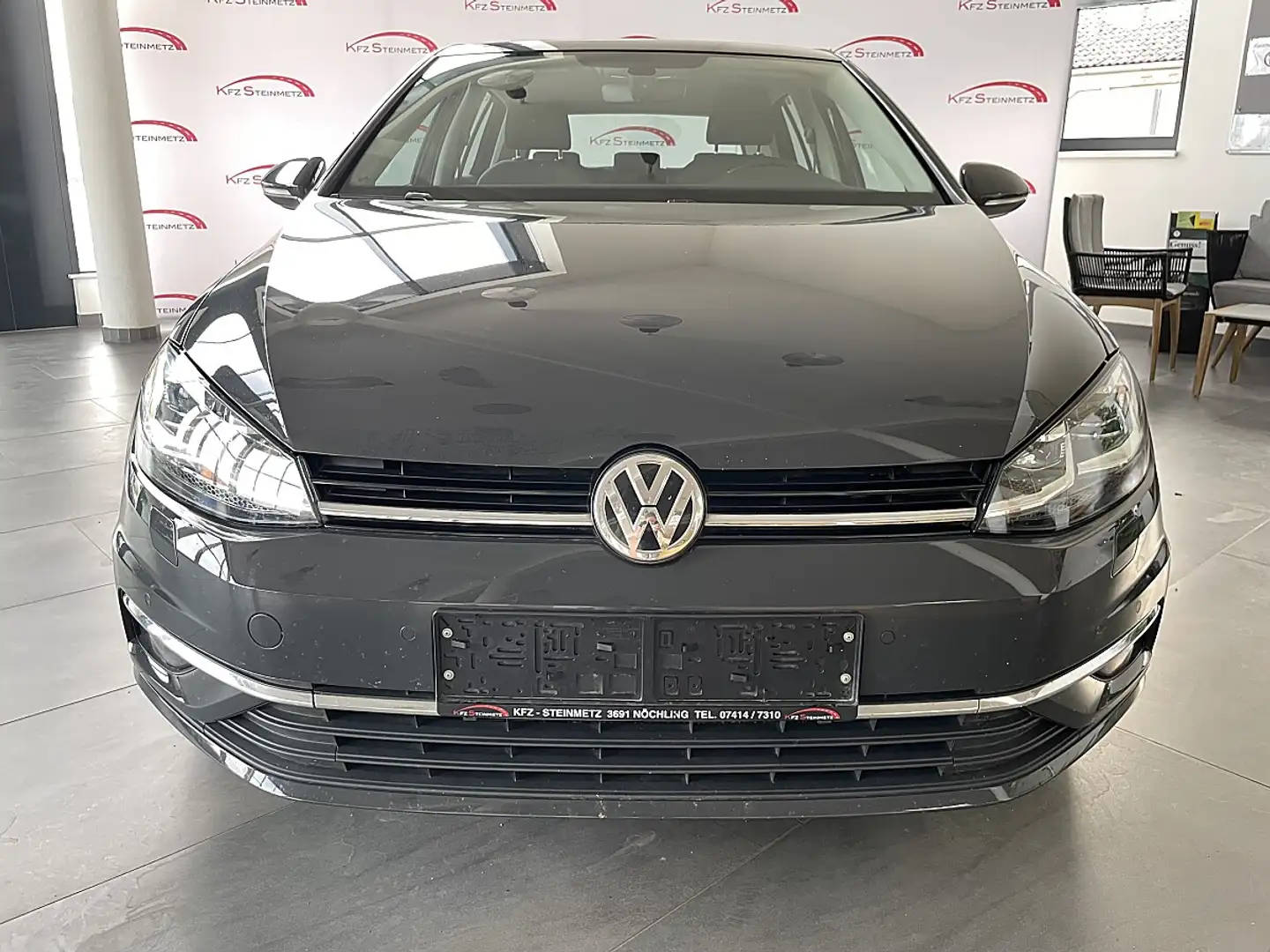 Volkswagen Golf Highline 2,0 TDI DSG Grau - 2