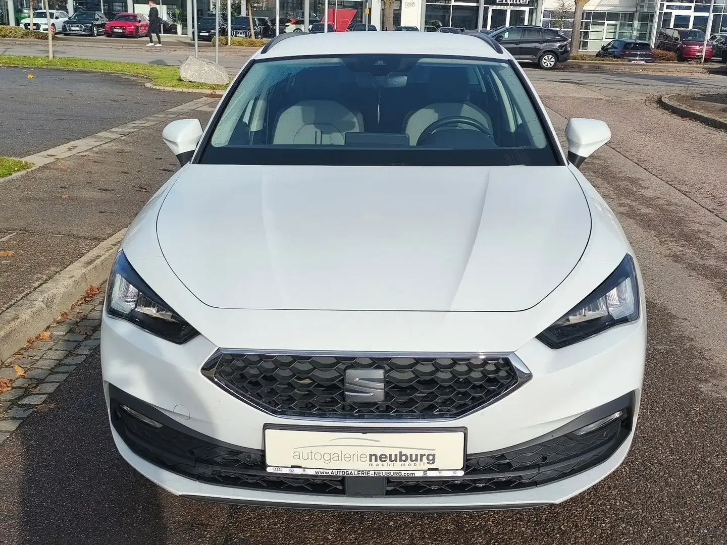 SEAT Leon LEON 1.5 TGI SPORTSTOURER STYLE | ERDGAS CNG | Weiß - 2