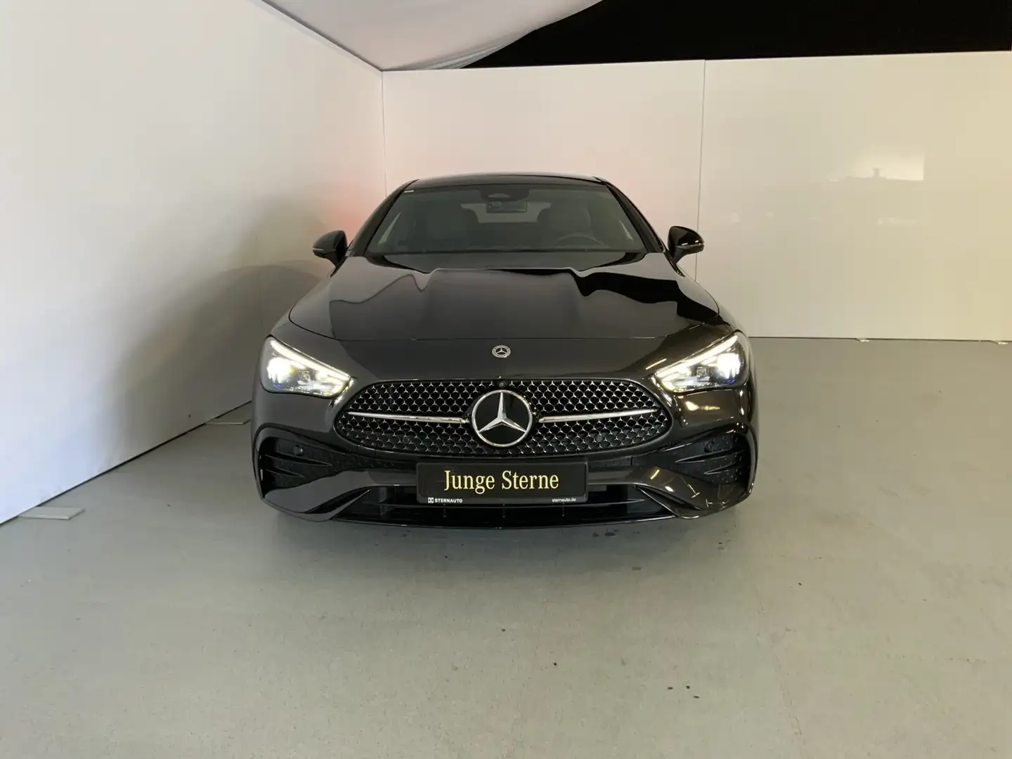 Mercedes-Benz CLE 450 CLE 450 4M Coupé AMG Night Pano DigitalLight Bur Grau - 2
