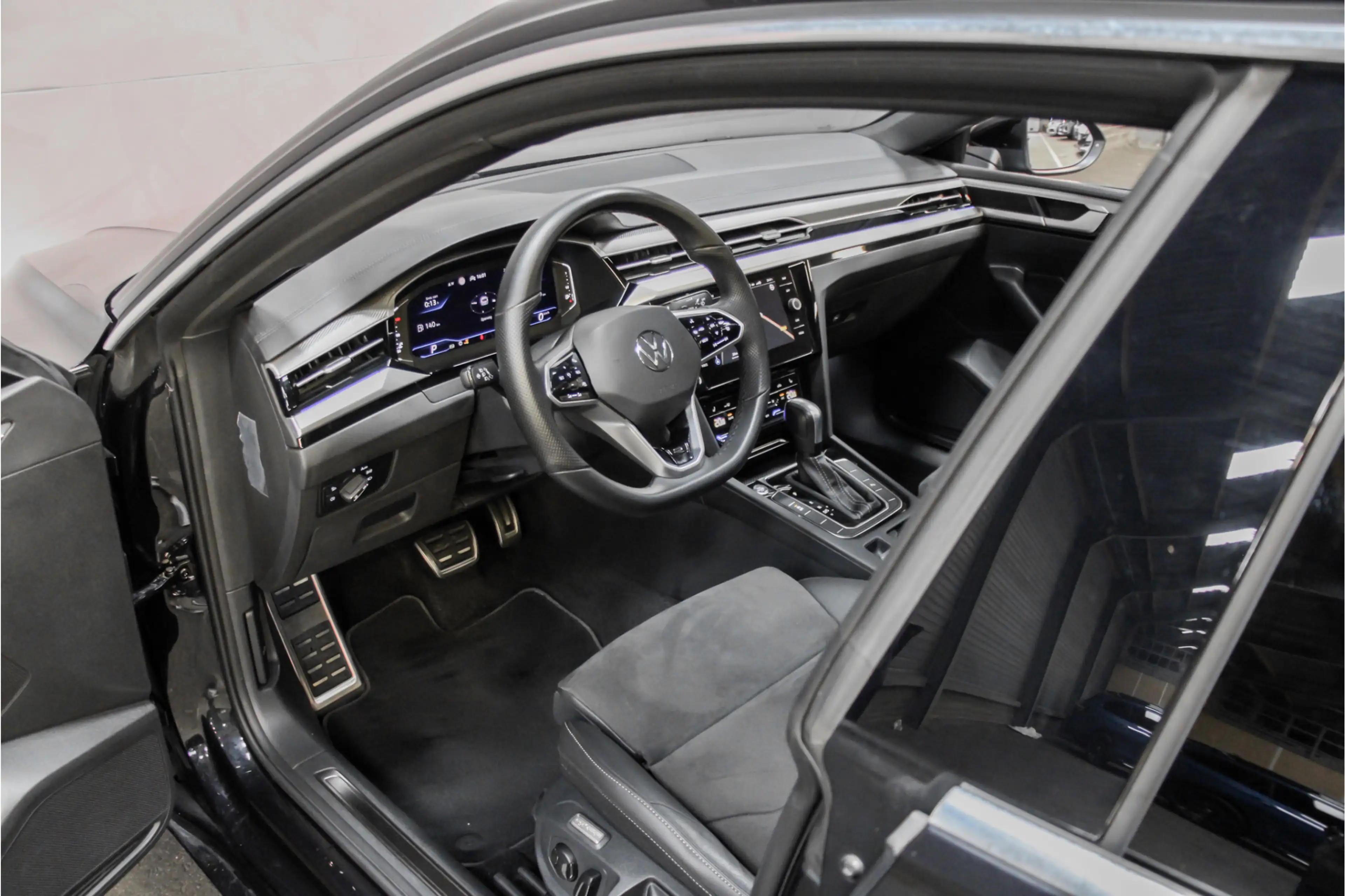 Volkswagen Arteon 2.0 TSI R-Line Business+ |Pano|20inch|Carplay|IQLi — photo 7
