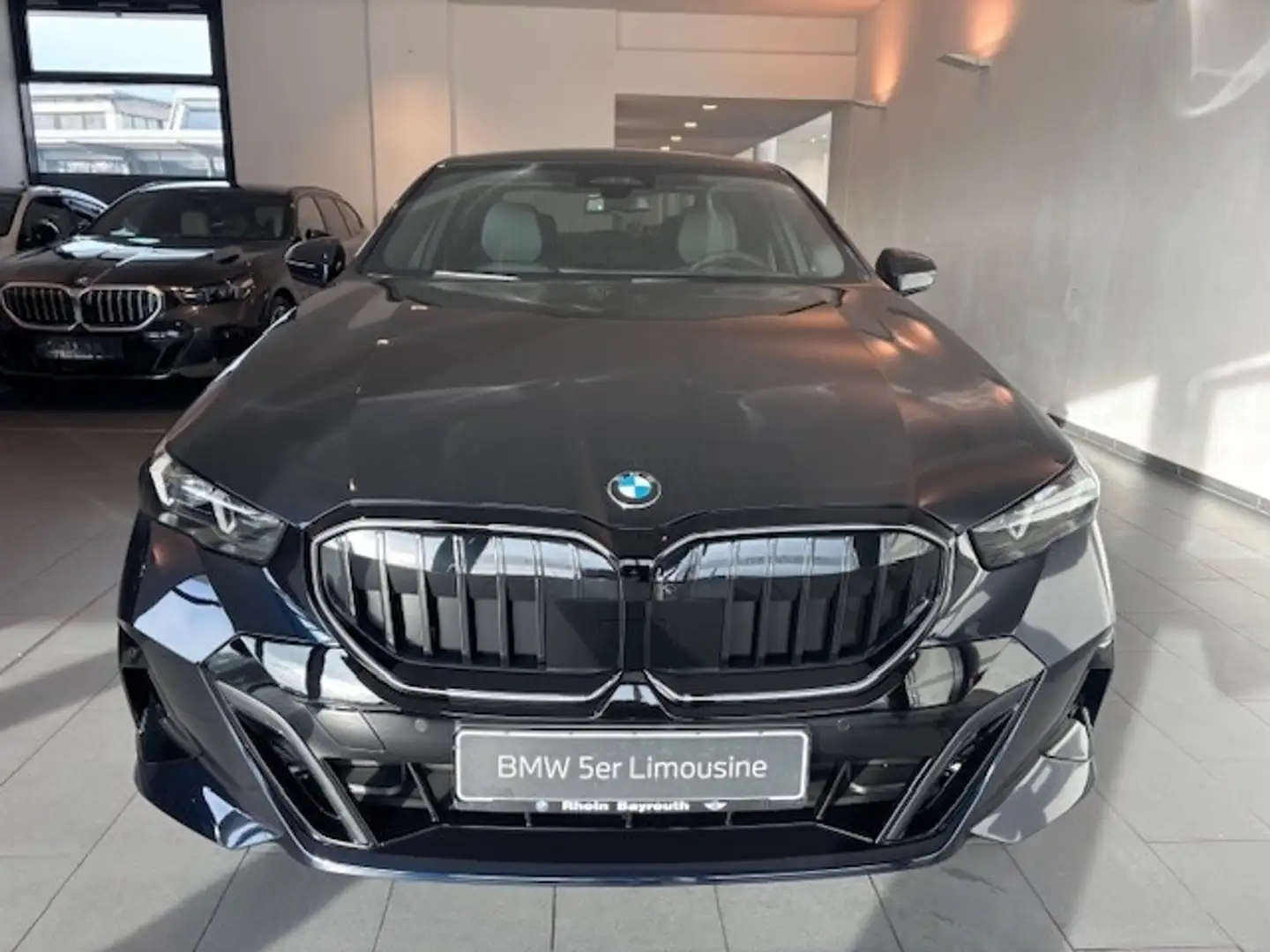 BMW 540 xd Limousine Schwarz - 2