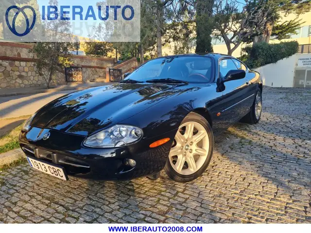 Jaguar XK XK8 Coupé 4.0 Aut.