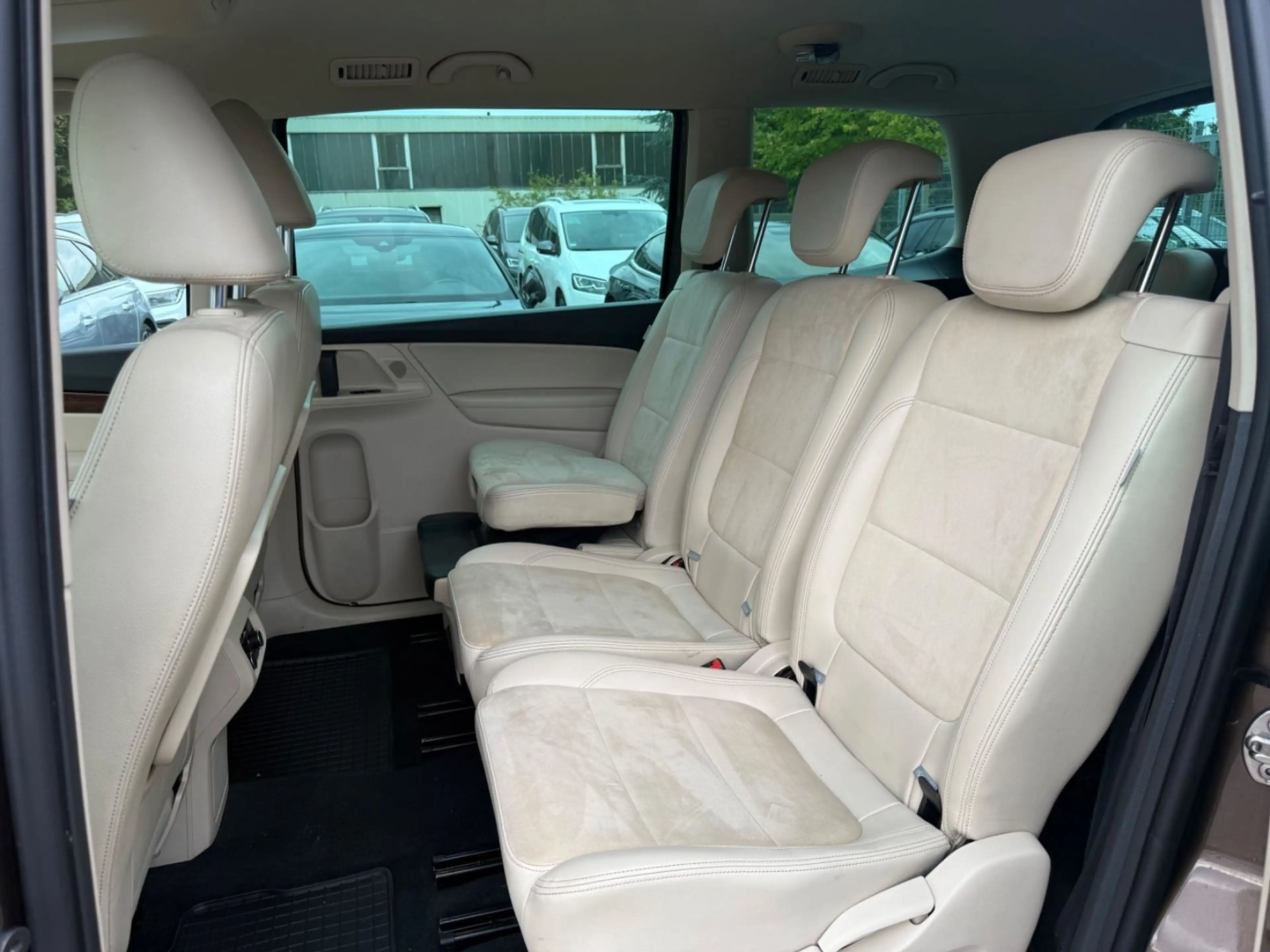 Volkswagen Sharan Highline 2.0 TDI*DSG*7-Sitz*E-Türe*NAVI — photo 11