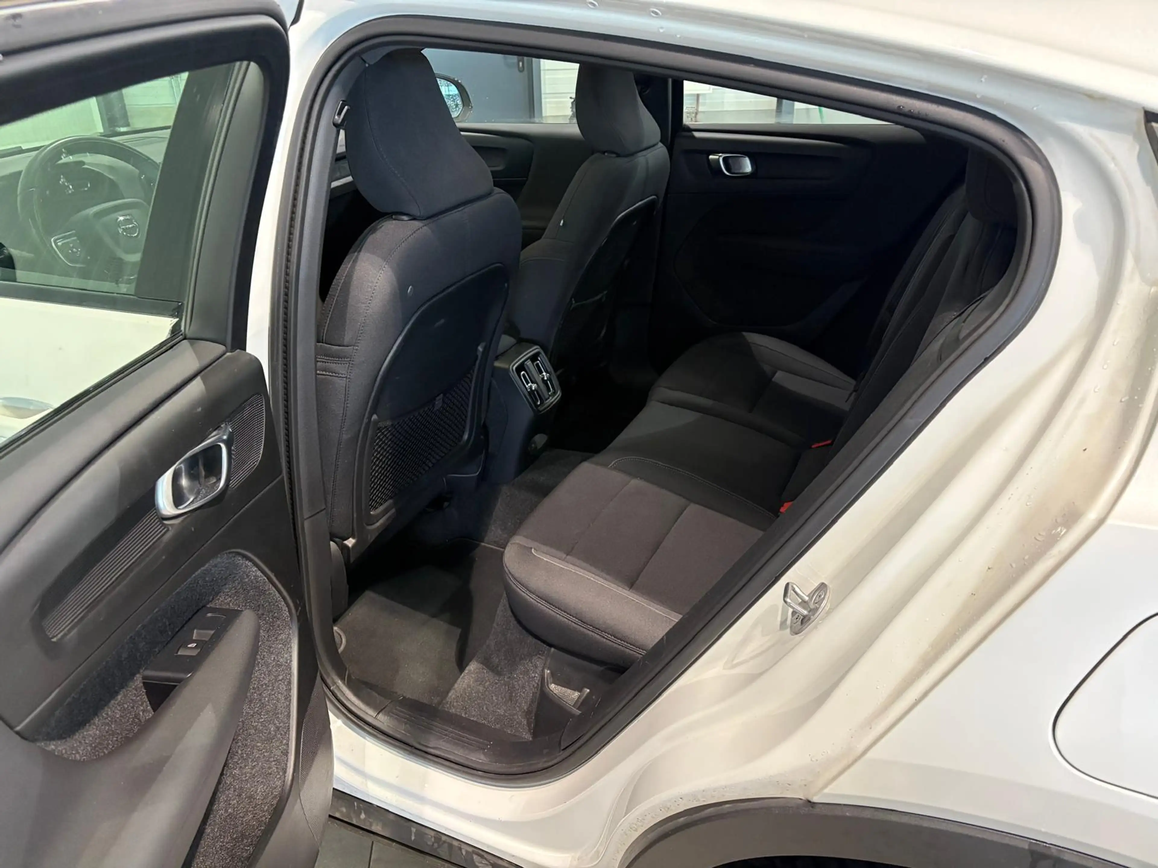 Volvo C40 Aut. Single Motor Extened Range 82 kWh Parkeercame — photo 14