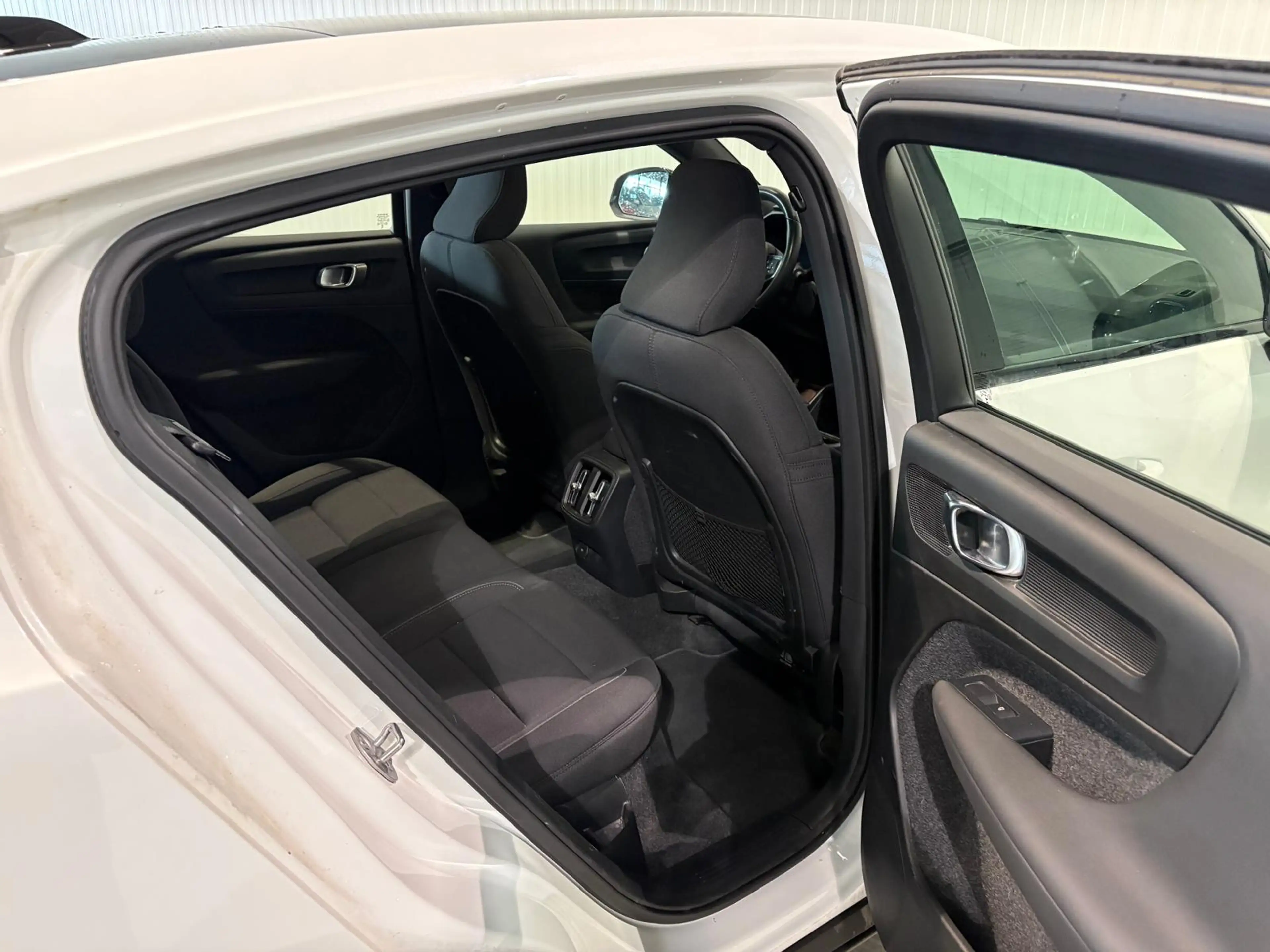 Volvo C40 Aut. Single Motor Extened Range 82 kWh Parkeercame — photo 15