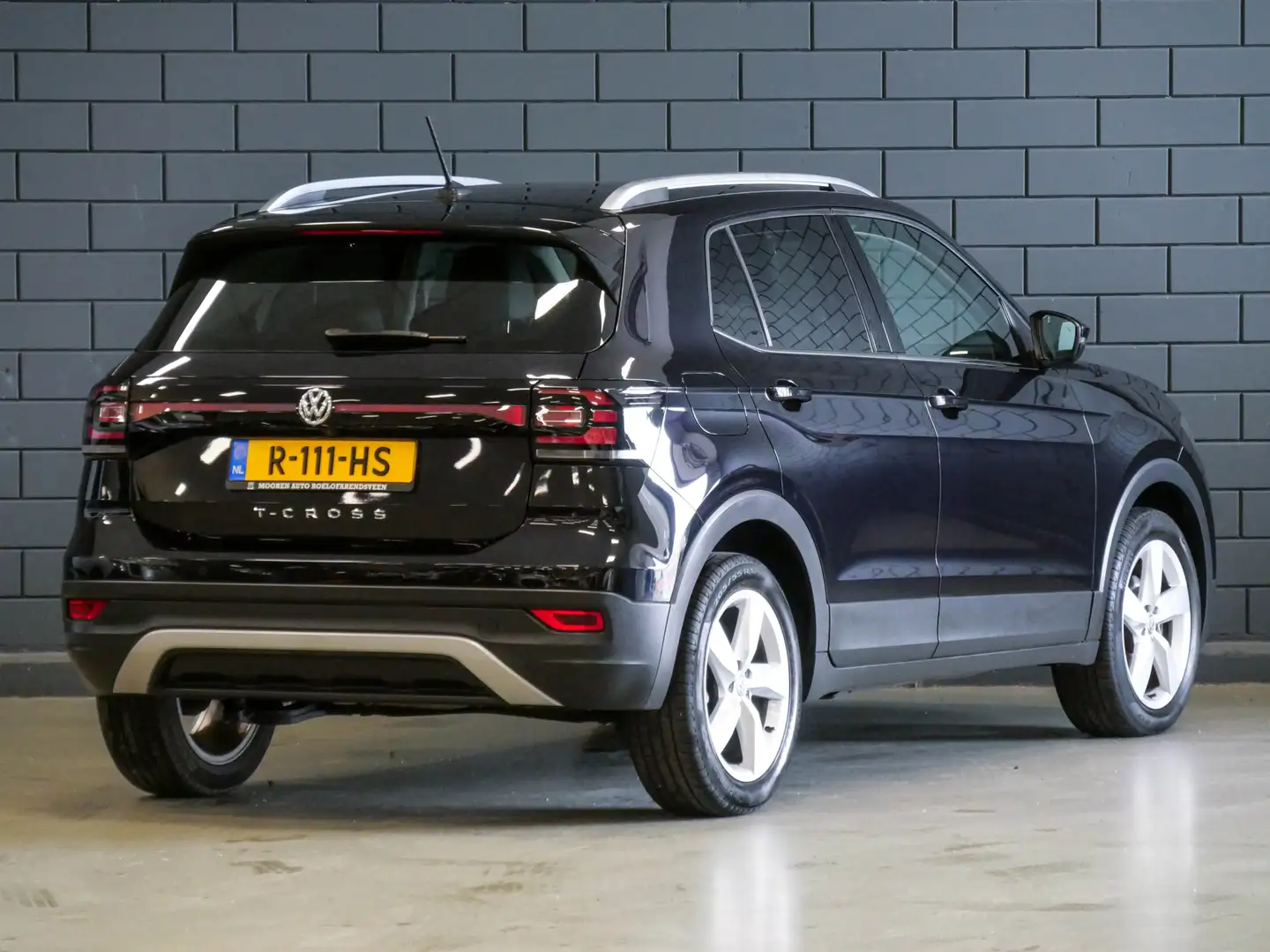 Volkswagen T-Cross 1.0 TSI 116PK Automaat Style | CARPLAY | CAMERA | Noir - 2