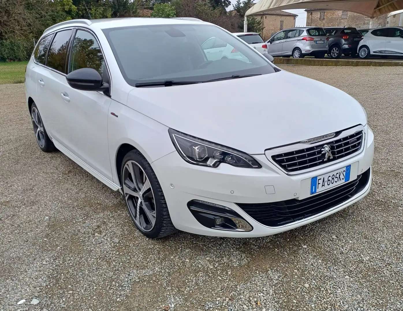 Peugeot 308 308 II 2013 SW SW 2.0 bluehdi 16v Gt Line s Wit - 1