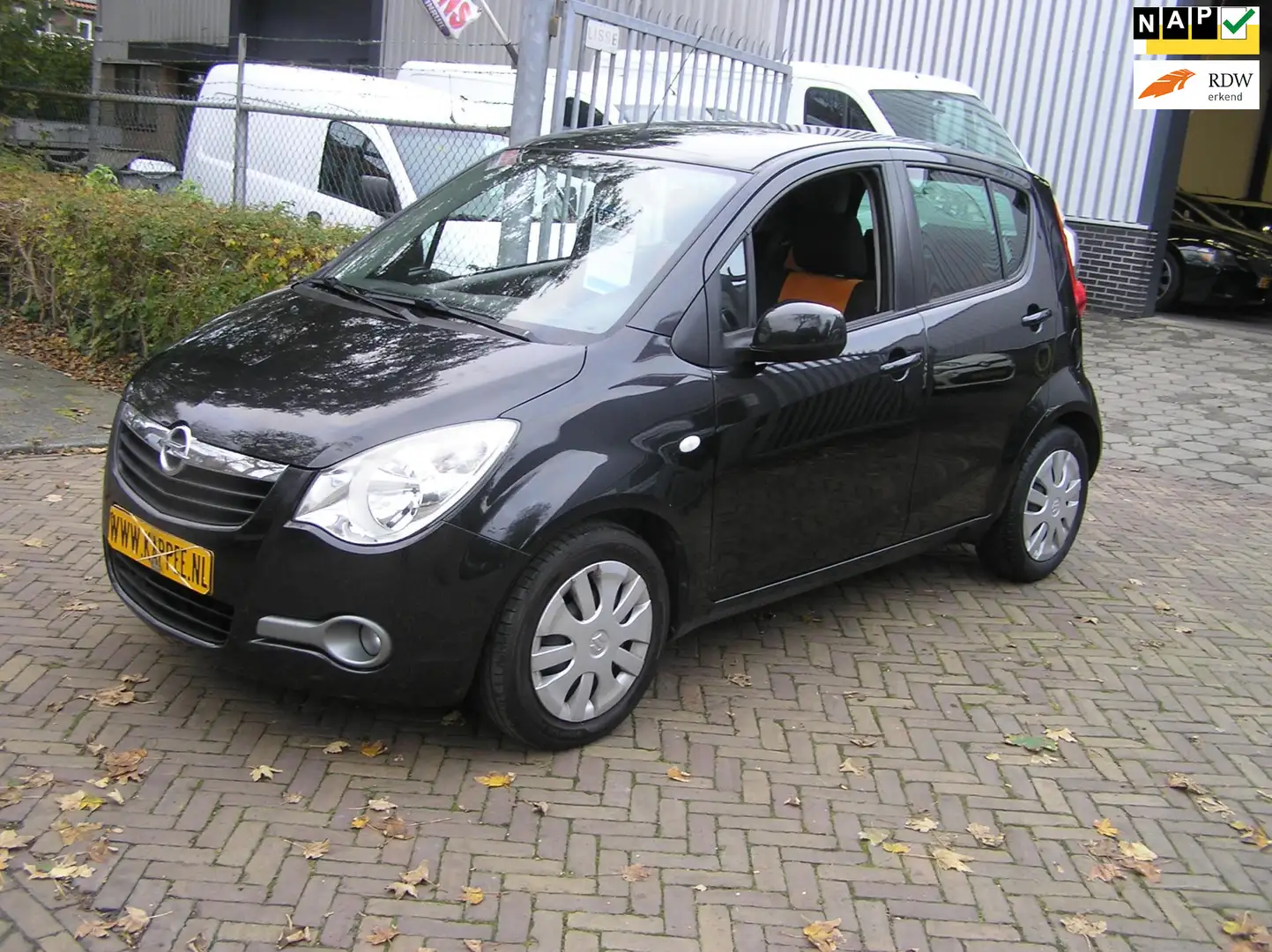 Opel Agila 1.2 Edition nap airco nieuwe apk Schwarz - 1
