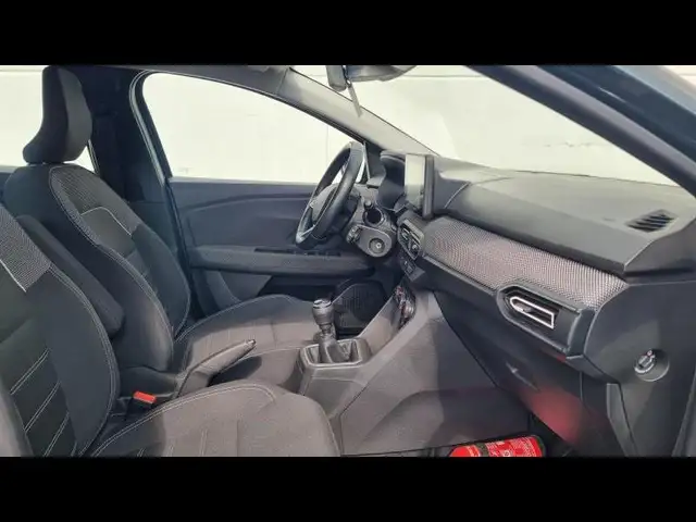 Dacia Sandero view 10