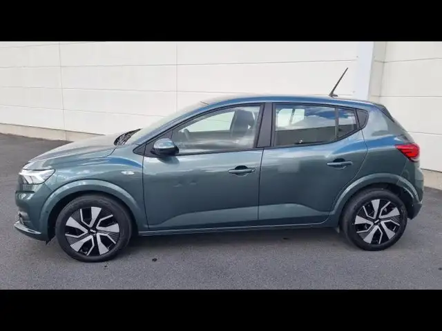 Dacia Sandero view 7