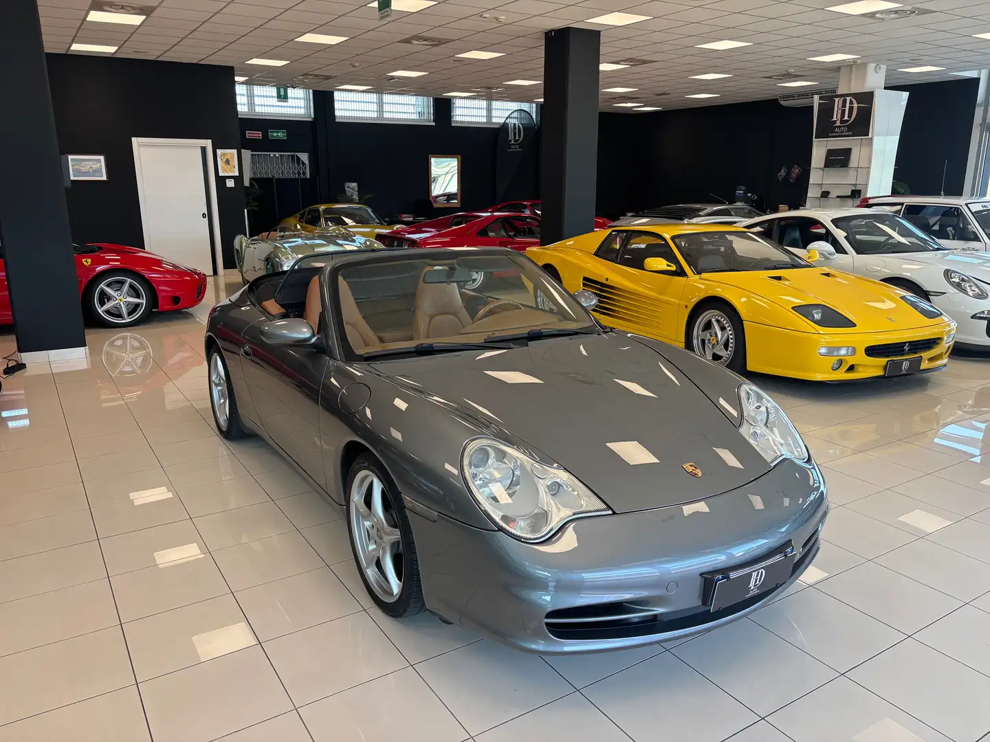 Porsche 996 911-996 CABRIO Grau - 1