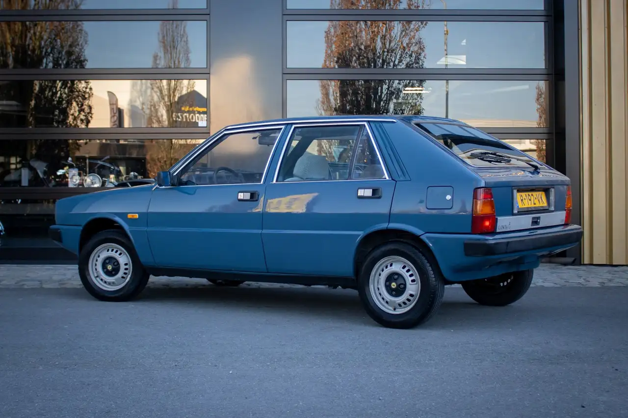 Lancia Delta 1.3 5-speed | 1983 | 83.501 km | Originele staat, foto 3