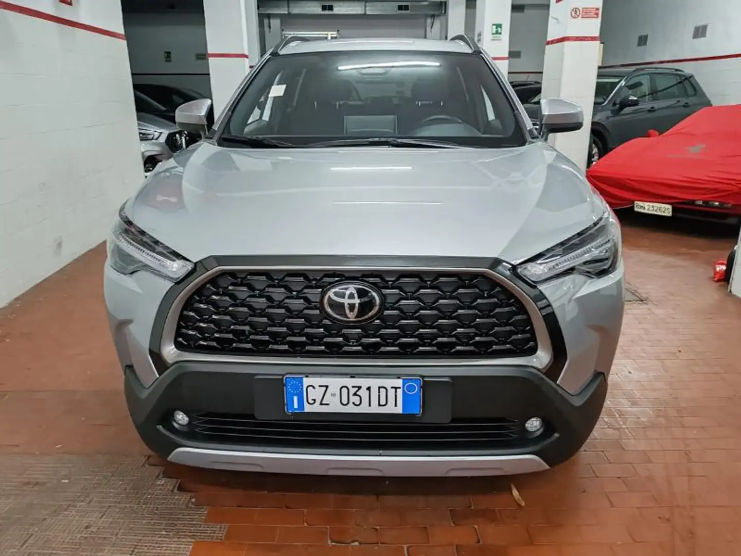 Toyota Corolla Cross 1.8 Full hybrid Trend 140cv e-cvt Grigio - 2