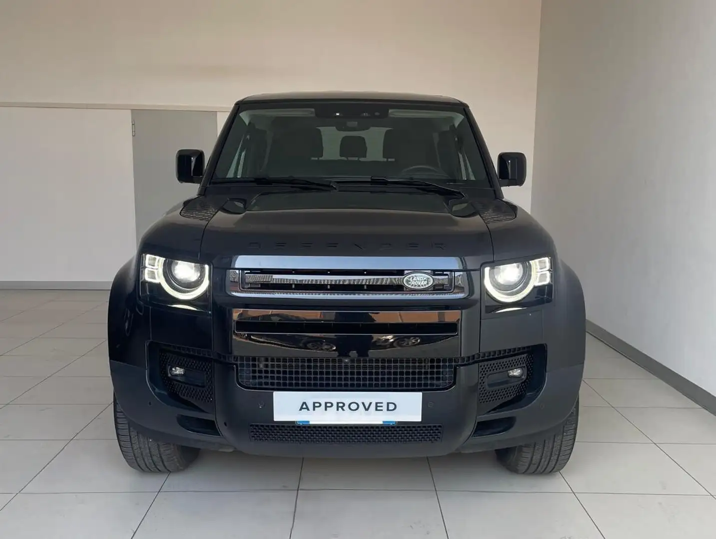 Land Rover Defender Land Rover Defender 90 3.0D I6 200 CV AWD Auto SE Nero - 2