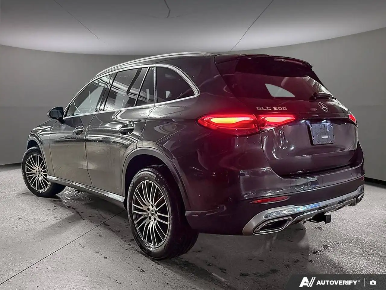 Mercedes-Benz GLC снимка Mercedes-Benz GLC