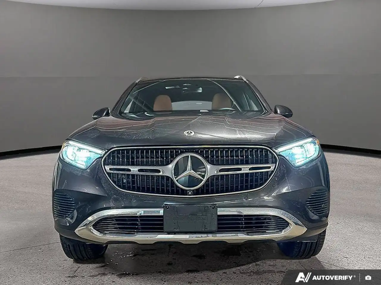 Mercedes-Benz GLC снимка Mercedes-Benz GLC